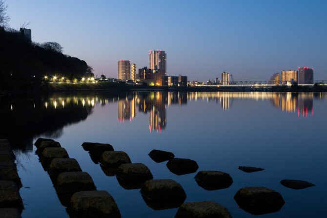 日の出前の江戸川